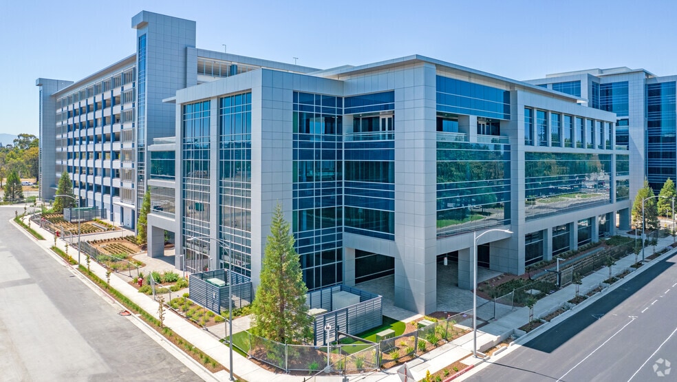 1849 Bering Dr, San Jose, CA for lease - Building Photo - Image 3 of 4