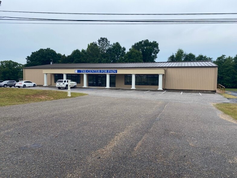 Portfolio of 5 Medical Offices portfolio of 4 properties for sale on LoopNet.ca - Building Photo - Image 3 of 4