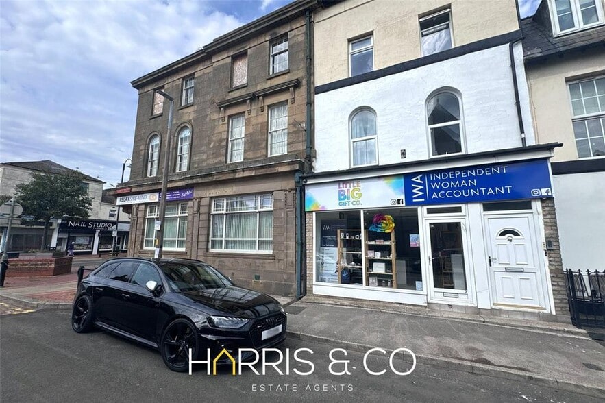 34 Warren St, Fleetwood for lease - Building Photo - Image 3 of 16