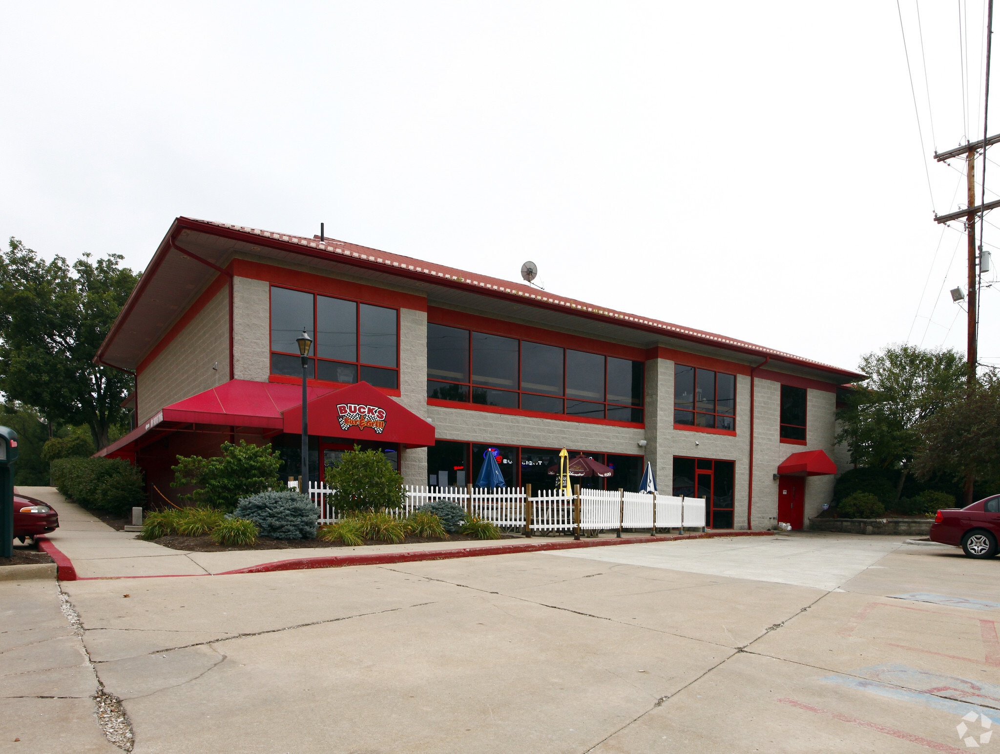 192 E Main St, Lexington, OH for sale Primary Photo- Image 1 of 42