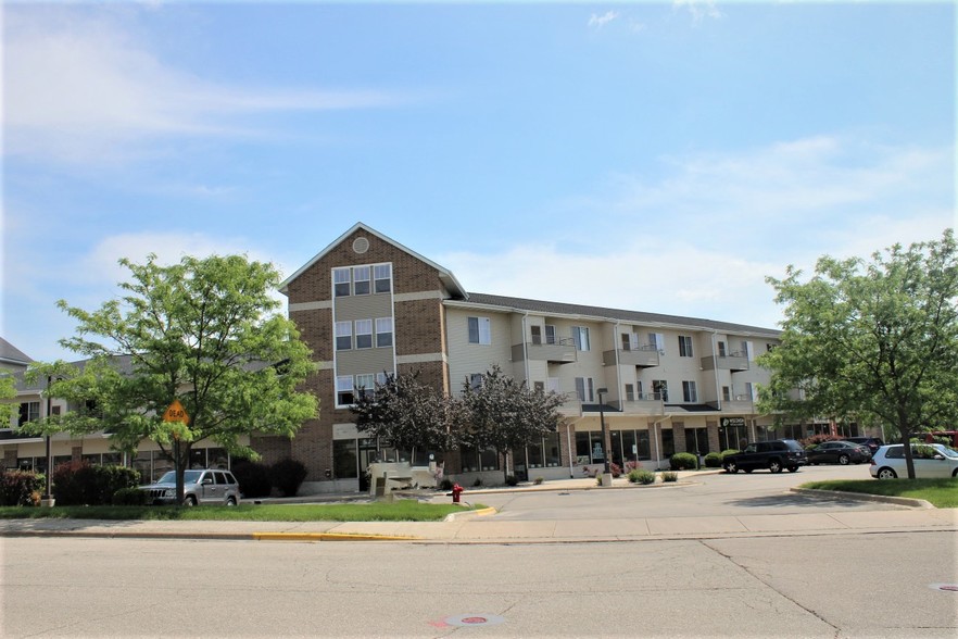 4701-4729 Dale St, McFarland, WI for sale - Primary Photo - Image 1 of 1