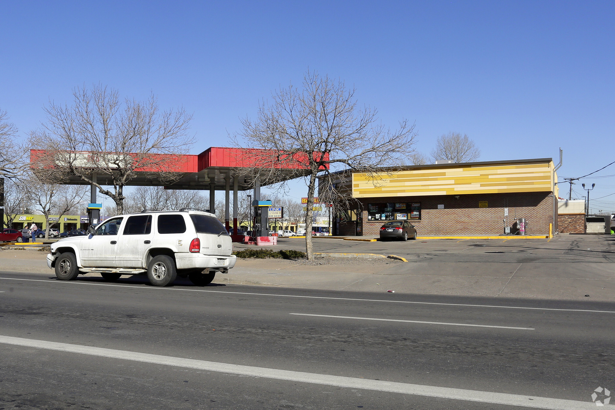 2084 S Federal Blvd, Denver, CO for lease Primary Photo- Image 1 of 14