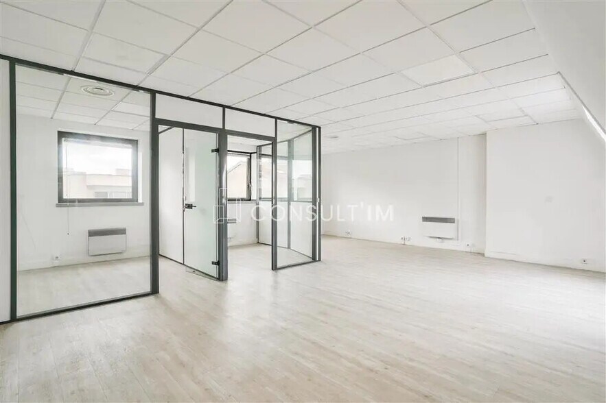 Office in Boulogne-Billancourt for sale - Building Photo - Image 2 of 8