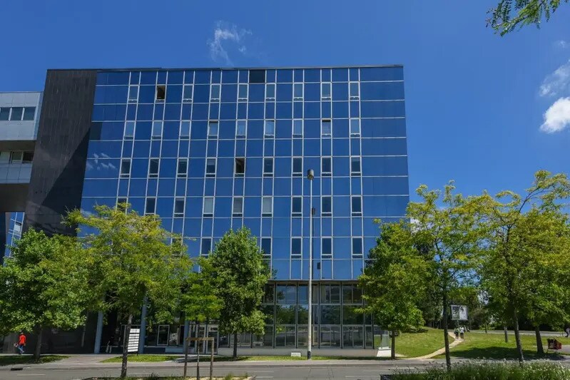 Bureau dans Cergy à louer - Photo du bâtiment - Image 2 de 22