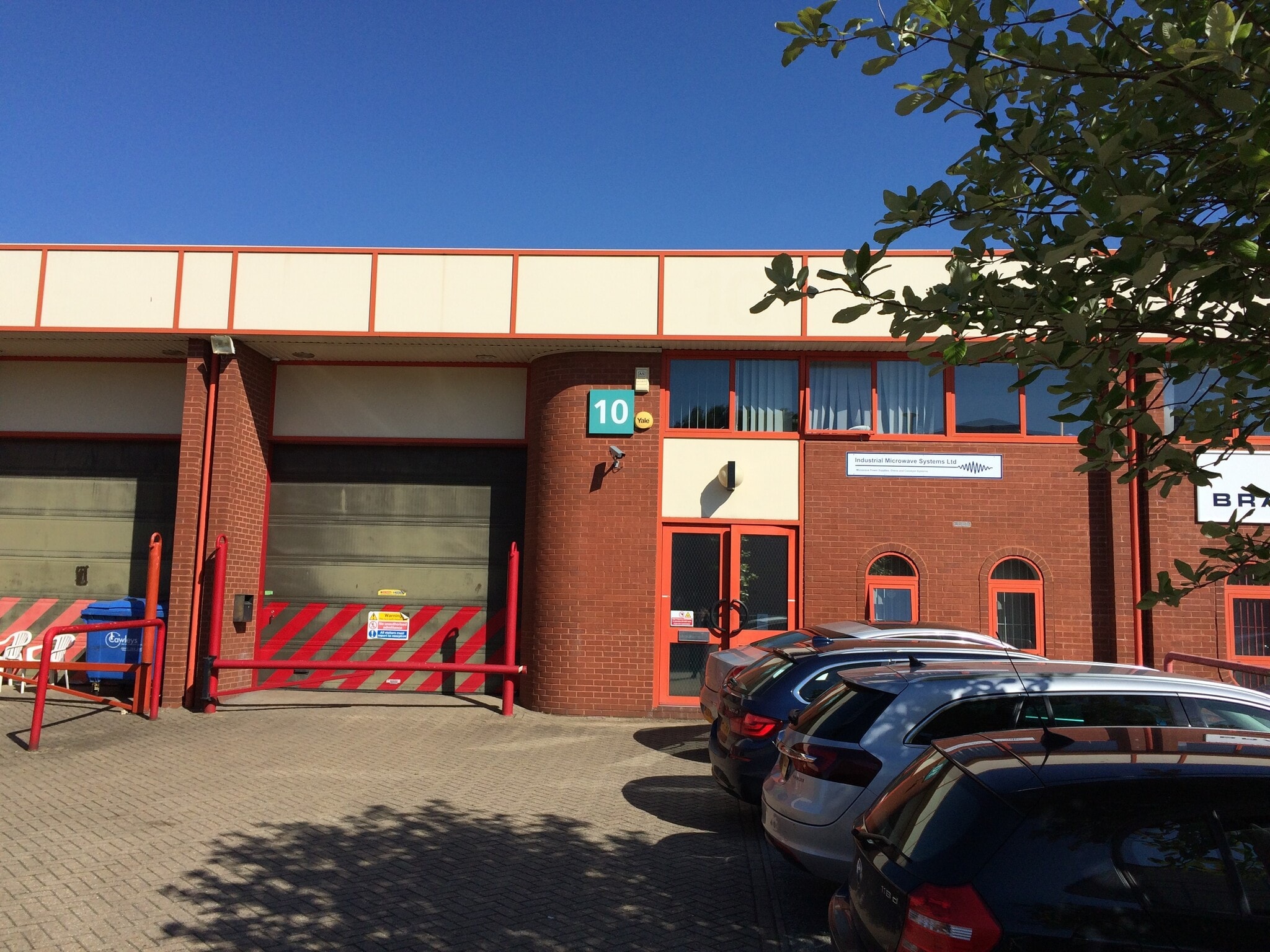9-12 Canons Rd, Milton Keynes for lease Building Photo- Image 1 of 4