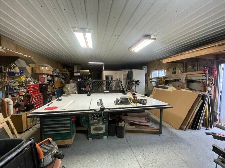 1309 Eddystone Ave, Eddystone, PA à vendre - Photo du bâtiment - Image 2 de 3