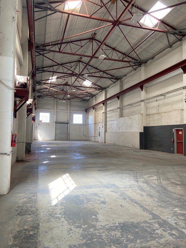 More details for 3235 N San Fernando Rd, Los Angeles, CA - Industrial for Lease