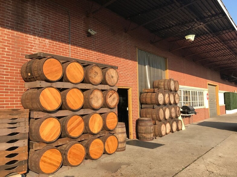 2012 Northwestern Pky, Louisville, KY for sale - Building Photo - Image 3 of 7