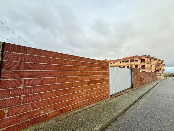 Land in Lominchar, Toledo for sale Primary Photo- Image 1 of 3