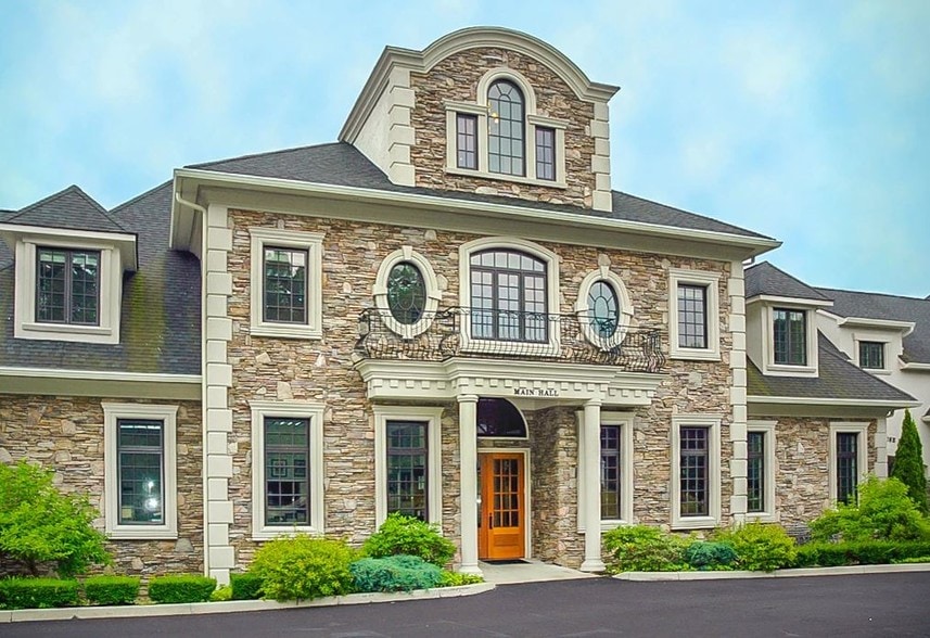 2614 Boston Post Rd, Guilford, CT à louer - Photo du bâtiment - Image 1 de 7