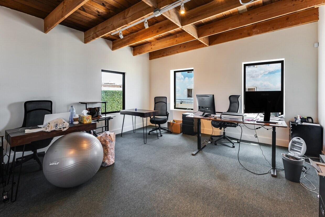 1011 Ocean Front Walk, Venice, CA à louer Photo intérieure- Image 1 de 9