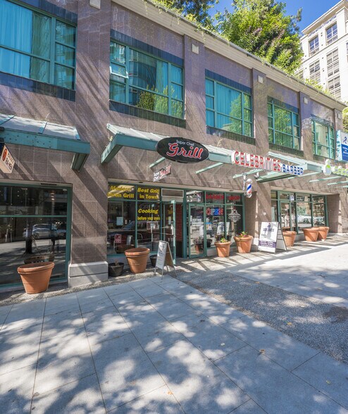280-298 Robson St, Vancouver, BC à vendre - Photo du bâtiment - Image 3 de 5