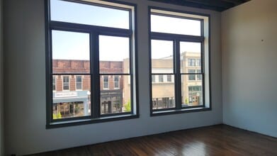 803 S Garden St, Columbia, TN à louer Photo intérieure- Image 2 de 7