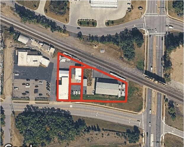 617 Pierce St., Anoka - 14,500 sq. ft. portefeuille de 2 propriétés à vendre sur LoopNet.ca - Photo du bâtiment - Image 3 de 36