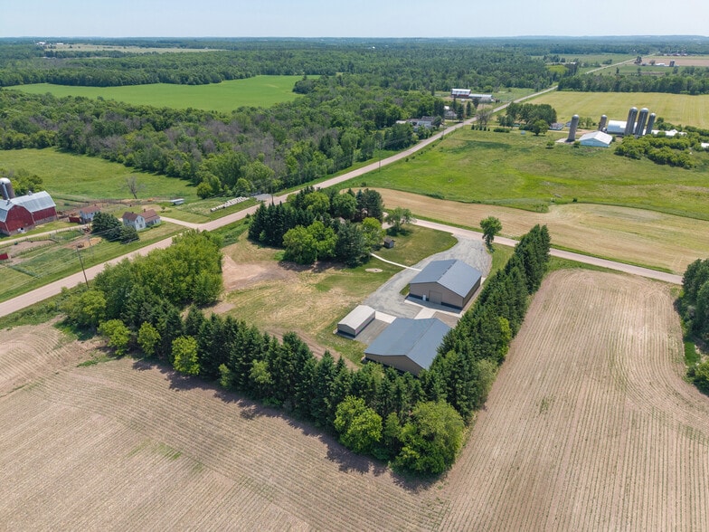 22946 100th Ave, Cadott, WI for sale - Building Photo - Image 2 of 38