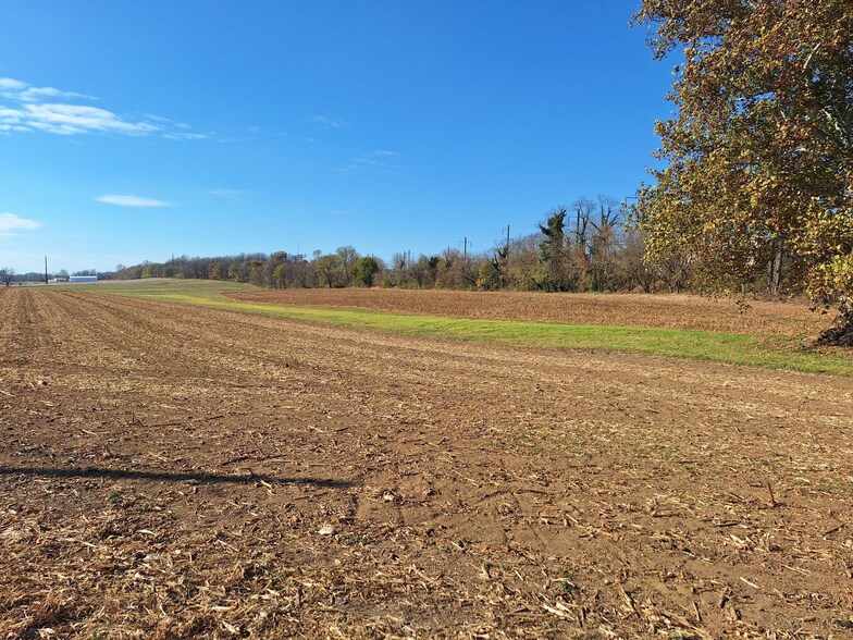 12 S Kinzer Rd, Kinzers, PA à vendre - Photo du bâtiment - Image 2 de 4