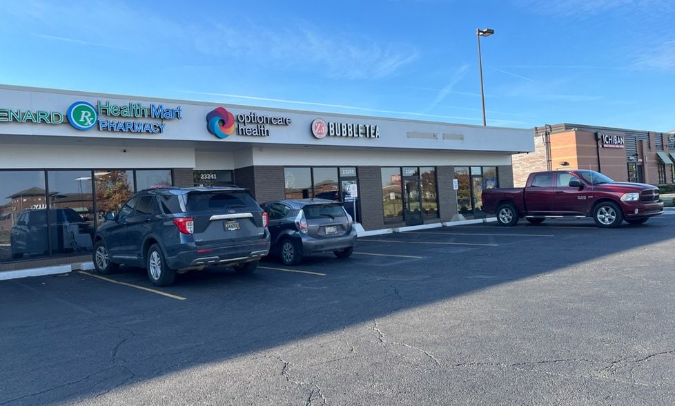 23007-23265 Eureka Rd, Taylor, MI for lease - Building Photo - Image 3 of 12