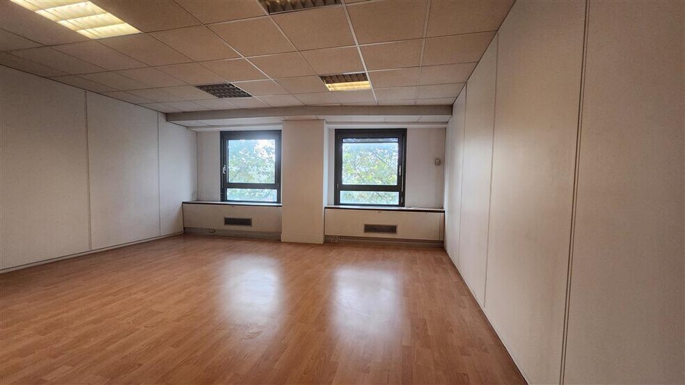 Bureau dans La Garenne-Colombes à louer - Photo intérieure - Image 3 de 5
