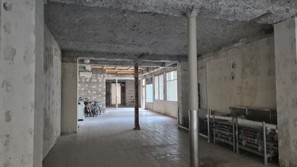 11 Rue Chaligny, Paris for lease - Building Photo - Image 3 of 12