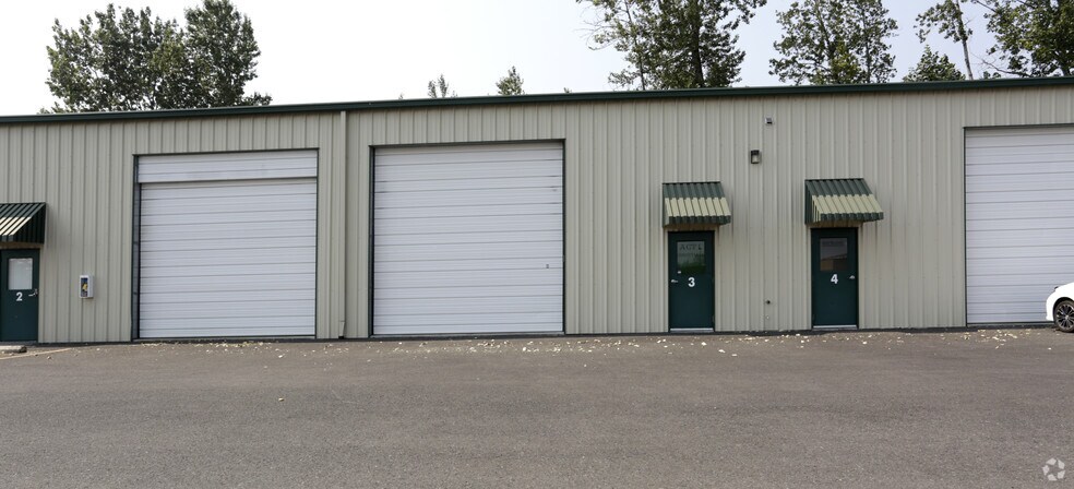 201 Port Ave, Saint Helens, OR à louer - Photo du bâtiment - Image 2 de 3