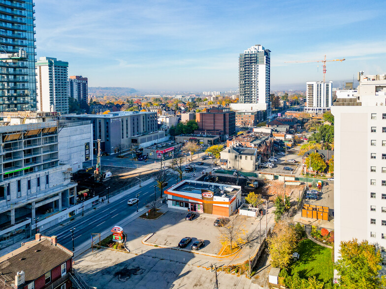 196 King St W, Hamilton, ON for sale - Building Photo - Image 1 of 1