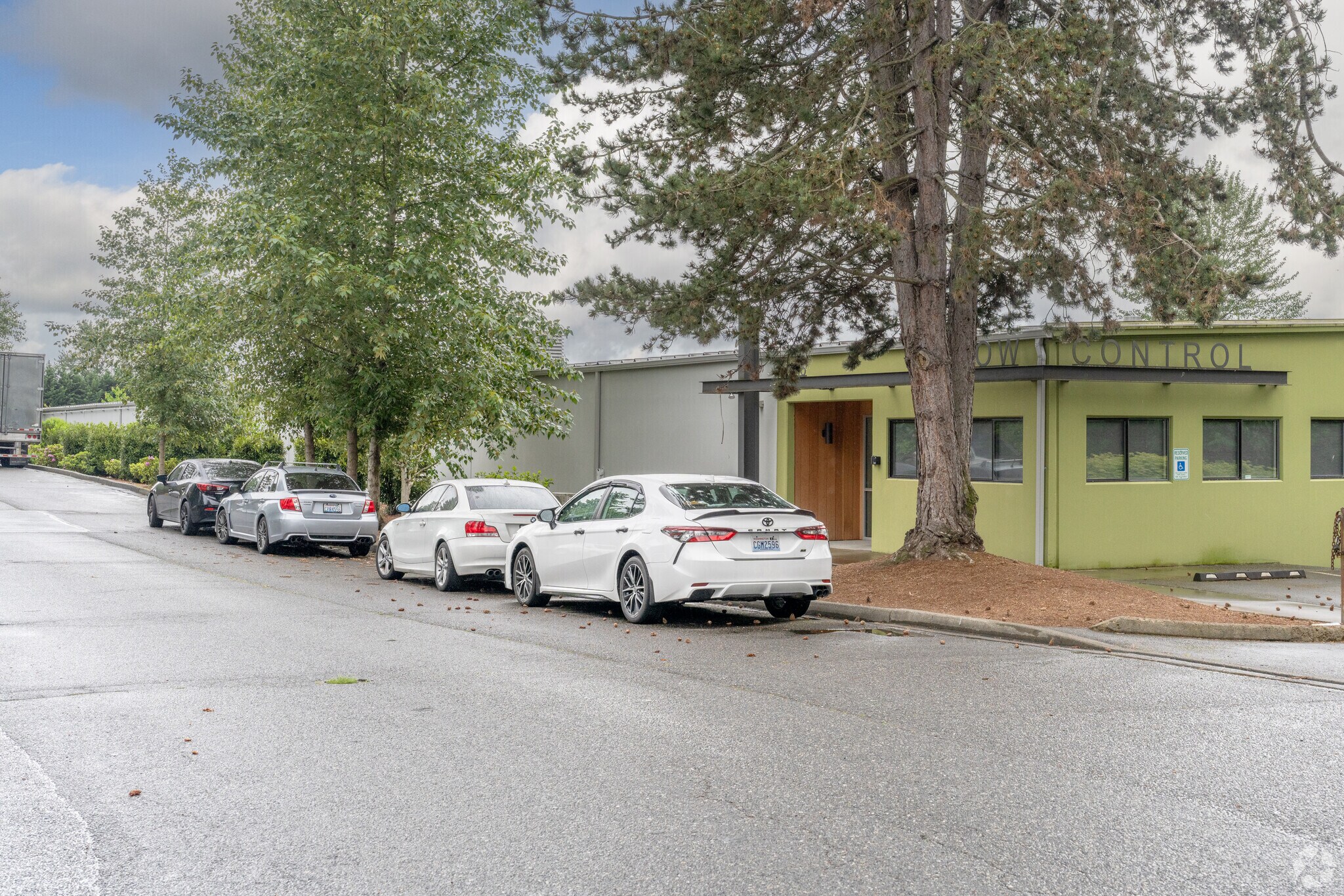 18715 141st Ave NE, Woodinville, WA à vendre Photo principale- Image 1 de 11