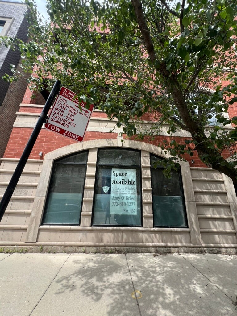 852-856 N Damen Ave, Chicago, IL for lease Building Photo- Image 1 of 13