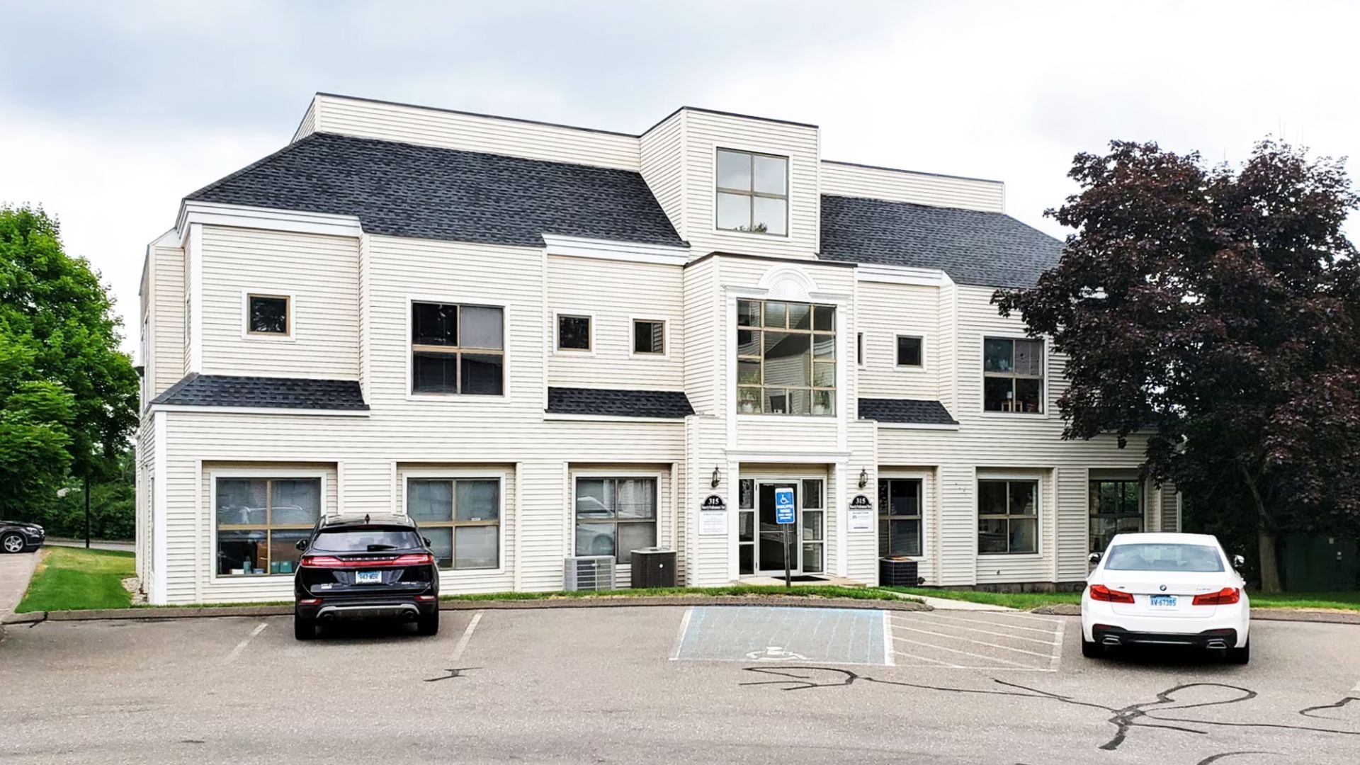 315 Highland Ave, Cheshire, CT for lease Building Photo- Image 1 of 10