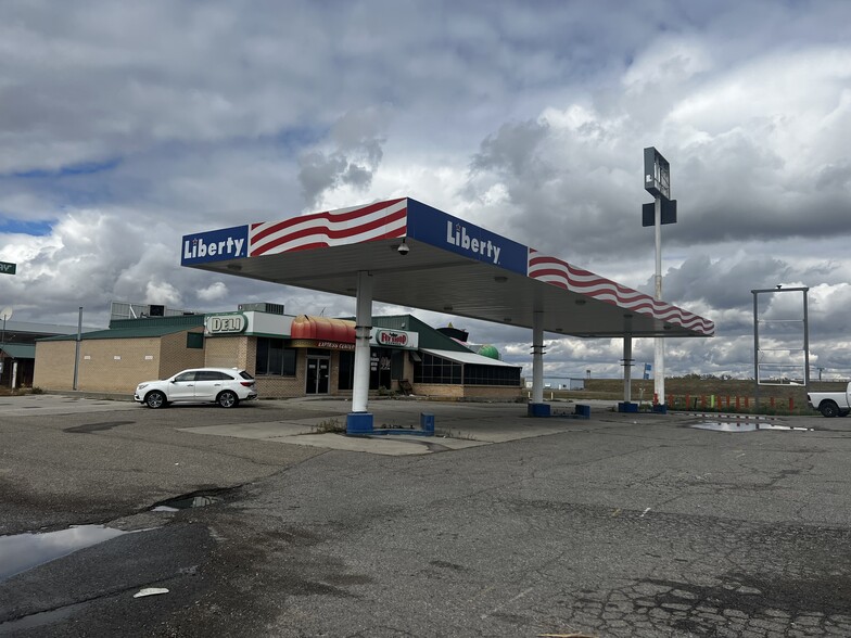 1424 N Crawford St, Hardin, MT à vendre - Photo du bâtiment - Image 2 de 6