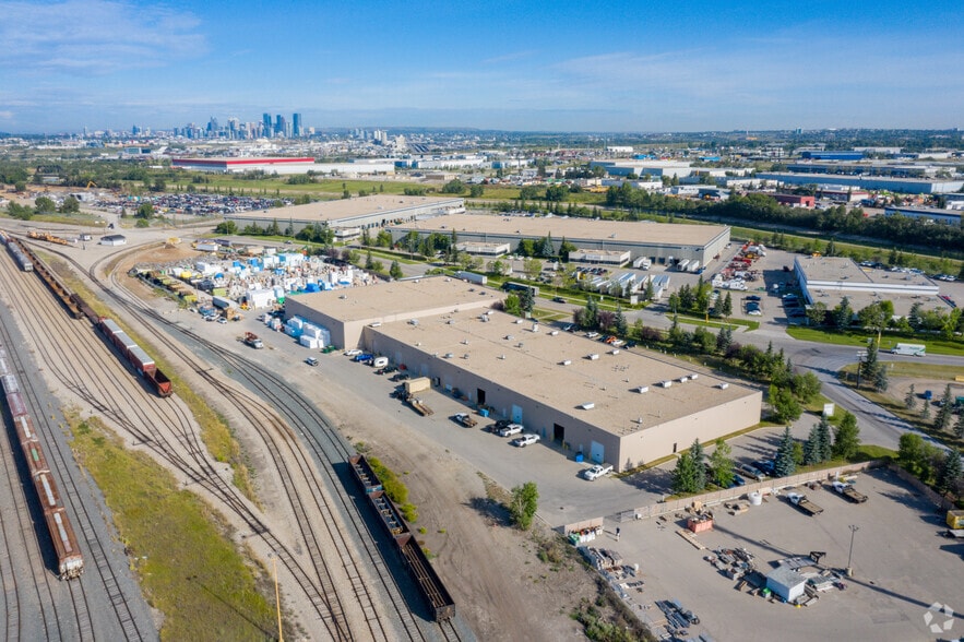 2703-2715 61 Ave SE, Calgary, AB for lease - Aerial - Image 3 of 3