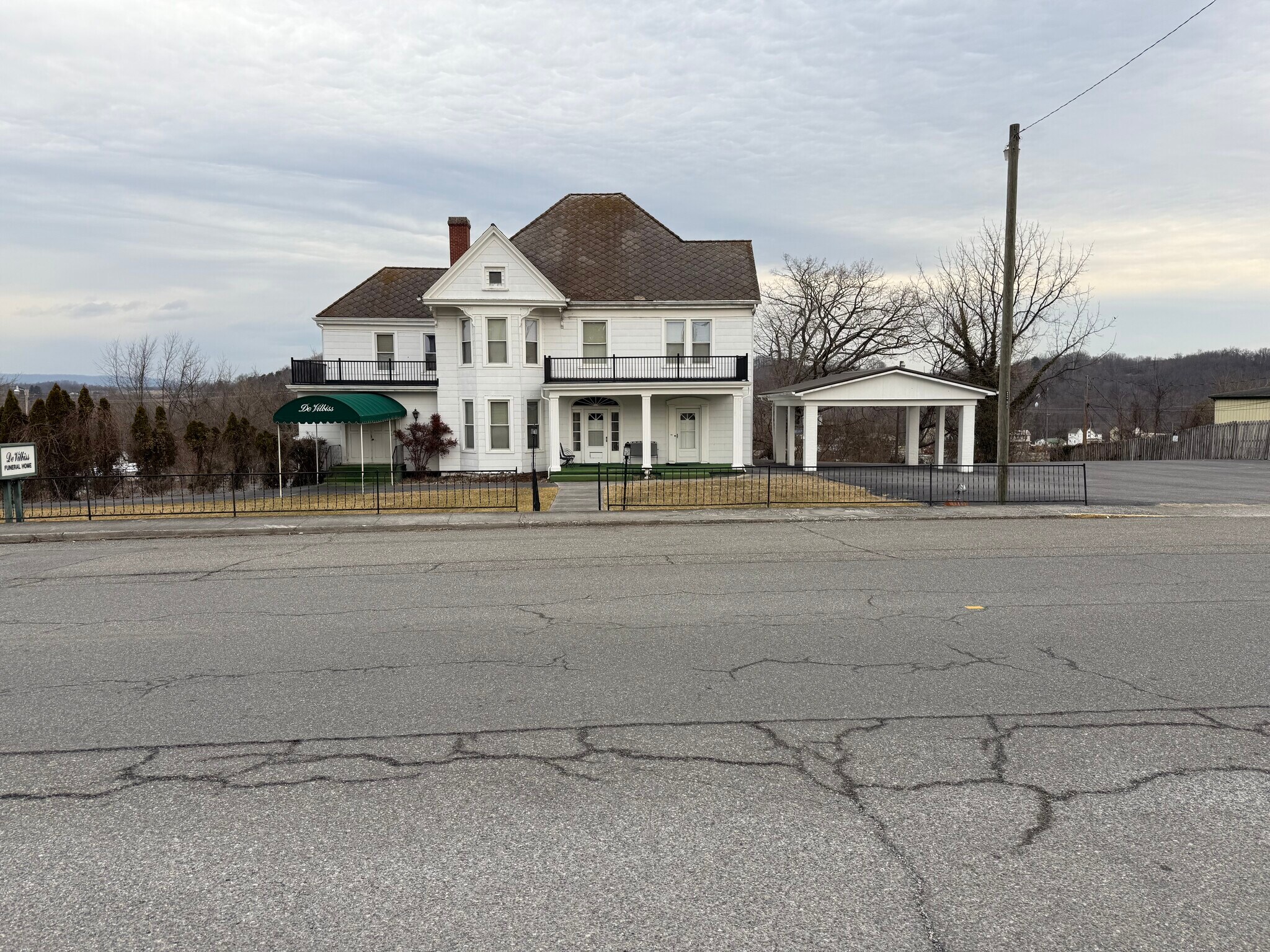 1200 Grove Ave, Radford, VA à vendre Photo du bâtiment- Image 1 de 22