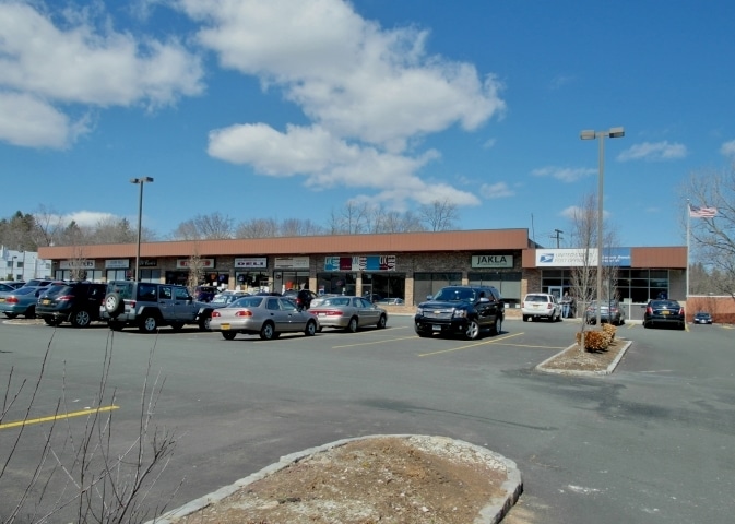 53-75 Bardonia Rd, Nanuet, NY for lease Primary Photo- Image 1 of 11