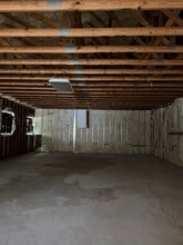 2130 Thousand Oaks Dr, San Antonio, TX for lease Interior Photo- Image 2 of 2