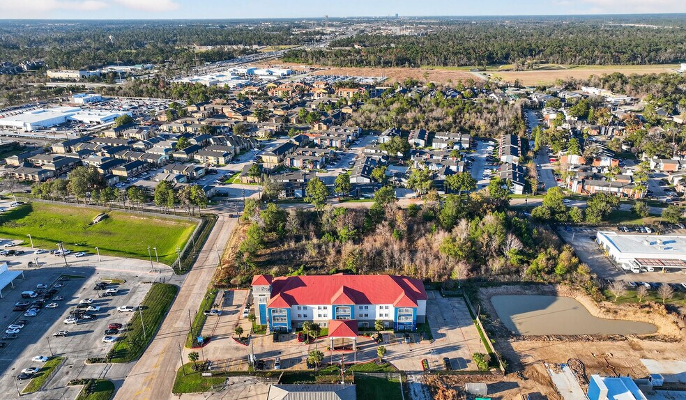 415 Fm 1960 Rd E, Houston, TX à vendre - Photo du bâtiment - Image 3 de 66