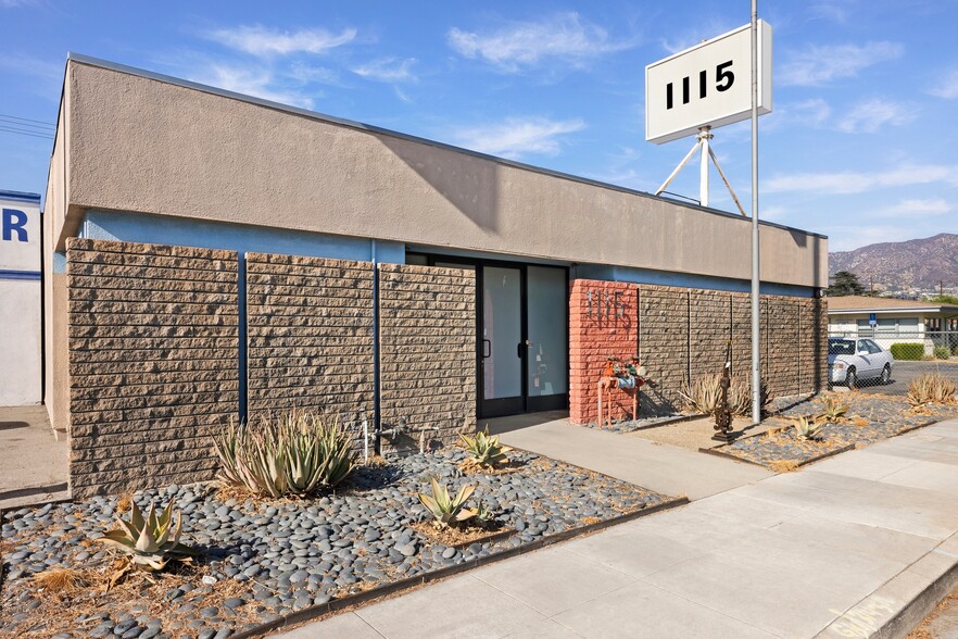 1115 W Magnolia Blvd, Burbank, CA for sale - Building Photo - Image 1 of 21