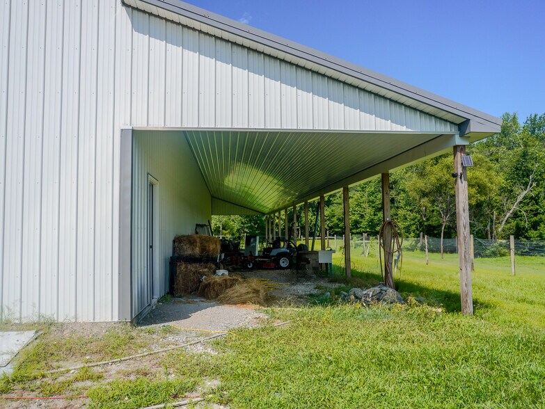 110 Pennsgrove Pedricktown Rd, Pedricktown, NJ à vendre - Photo du bâtiment - Image 3 de 43