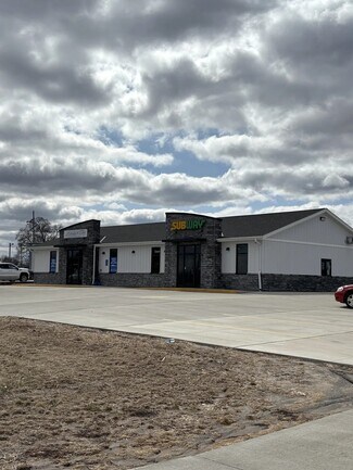 More details for 19 Gage Ave NE, Madelia, MN - Retail for Lease