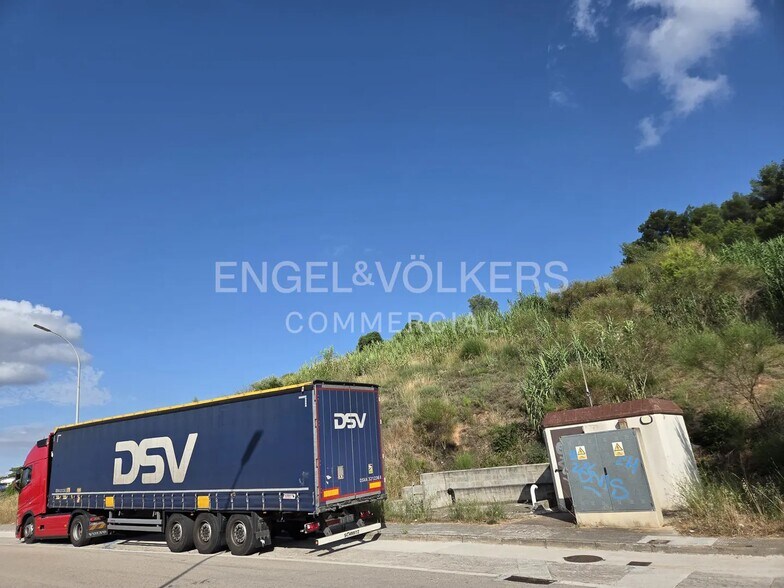 Terrain dans Castellví de Rosanes, Barcelona à vendre - Photo du bâtiment - Image 3 de 5