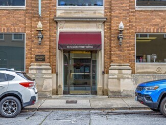 Plus de détails pour 401 N Main St, Hendersonville, NC - Commerce de détail à vendre