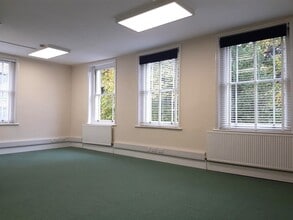 62-62A Mount Pleasant Rd, Tunbridge Wells for lease Interior Photo- Image 2 of 2
