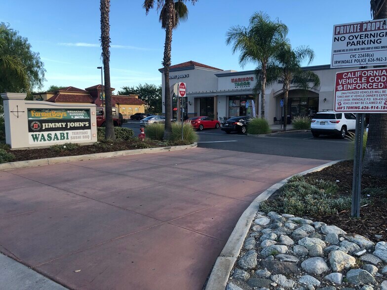 15622-15642 Arrow Hwy, Irwindale, CA à louer - Photo du bâtiment - Image 2 de 10