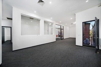 171 Acland St, St Kilda for lease Interior Photo- Image 2 of 3