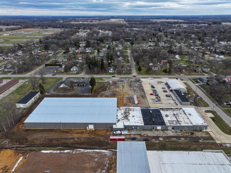 1100 N Main St, Three Rivers, MI for lease - Building Photo - Image 3 of 12