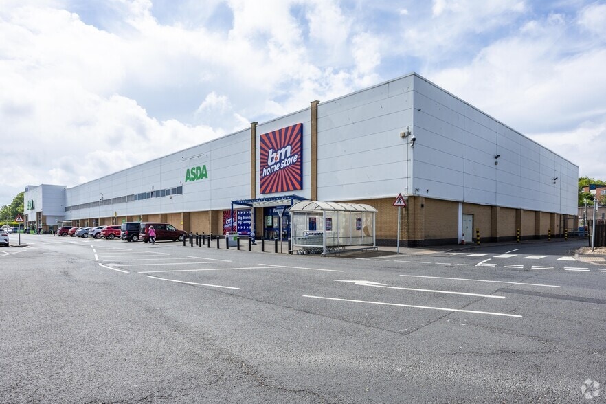 Parsons House, Fossway, Byker, Newcastle Upon Tyne for lease - Building Photo - Image 2 of 2