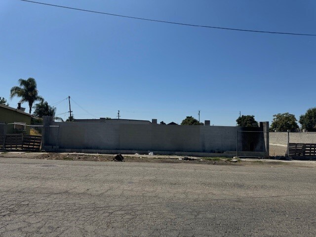 802 S American St, Stockton, CA à vendre - Photo du bâtiment - Image 3 de 3