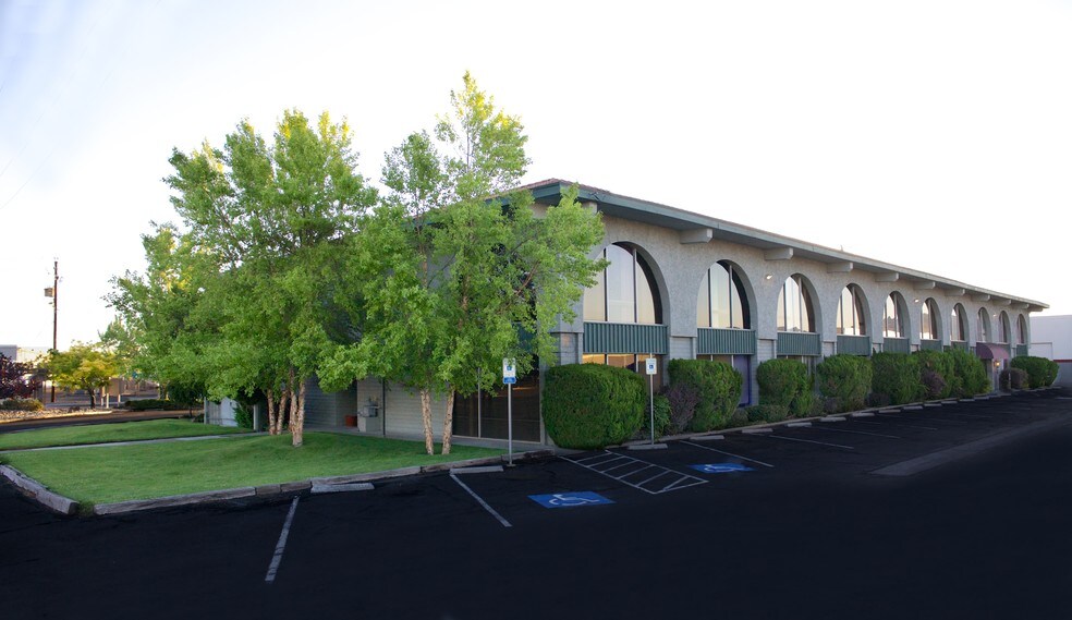 3100 Mill St, Reno, NV à louer - Photo du bâtiment - Image 2 de 14