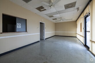 4051 Fm 1960 Rd W, Houston, TX for lease Interior Photo- Image 1 of 2