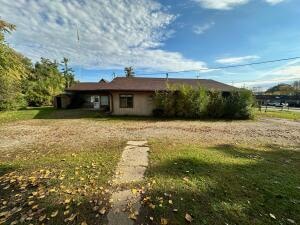 2106-2108 Horton Rd, Jackson, MI for sale - Building Photo - Image 3 of 14