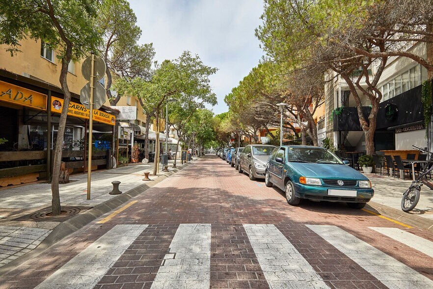 Avenida Costa Brava, 18, Castell-Platja d'Aro, Gerona à vendre - Photo du bâtiment - Image 2 de 6