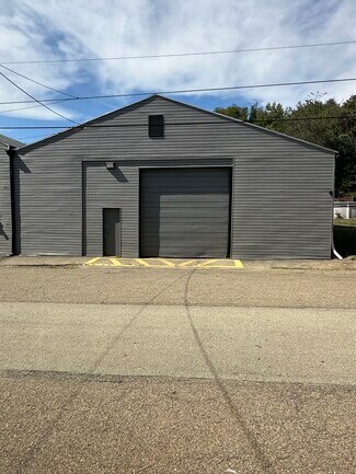 Plus de détails pour 808 6th St, West Elizabeth, PA - Industriel à louer
